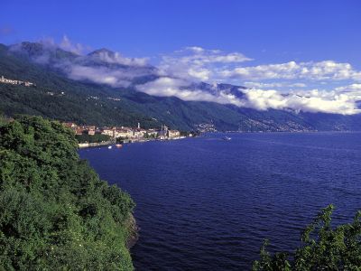 Frühlingsduft und Blütenrausch am Lago Maggiore